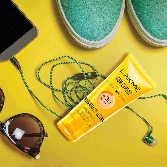 LAKMÉ Sun Expert SPF 30 PA++ Ultra Matte Lotion Sunscreen - Ultimate Sun Protection
