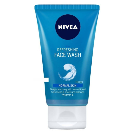 NIVEA Refreshing Facewash - Deep Cleansing & Moisturizing
