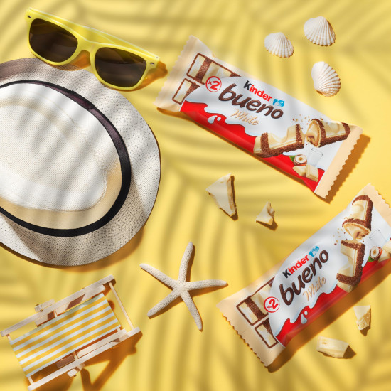 Kinder Bueno White Chocolate with Hazelnut (Pack of 3) - Creamy Delight