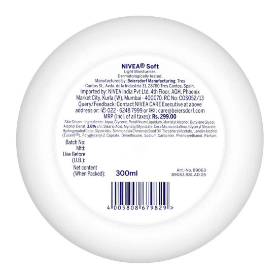 NIVEA Soft Light Moisturizing Cream, 300ml (Pack of 2) - Non-Greasy Daily Moisturizer