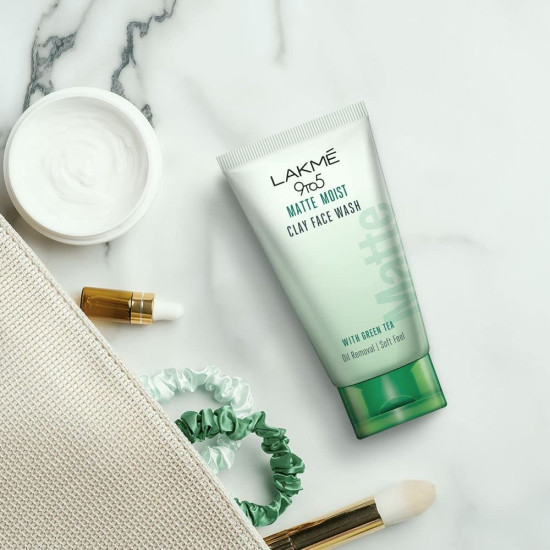Lakme 9to5 Matte Moist Clay Facewash - Oil Removal & Refreshing Matte Skin